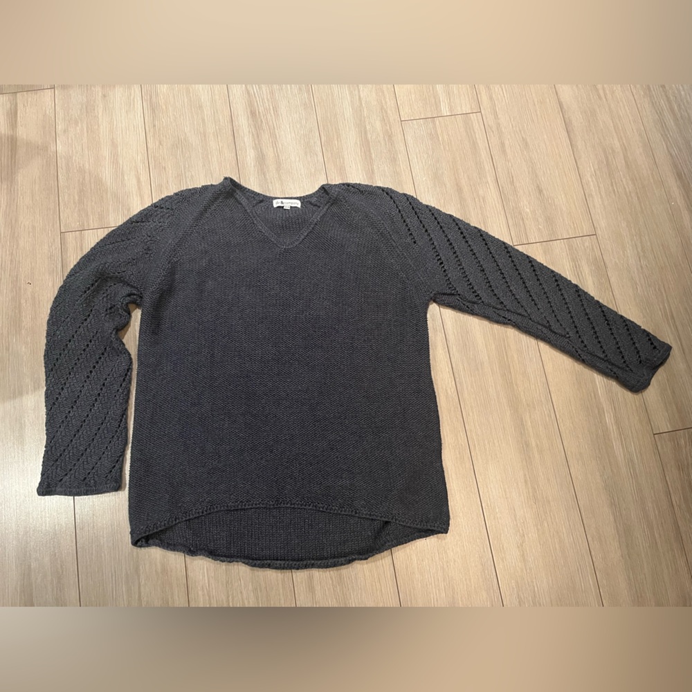 Dusty blue classic sweater V neck with open knit details on sleeves size M